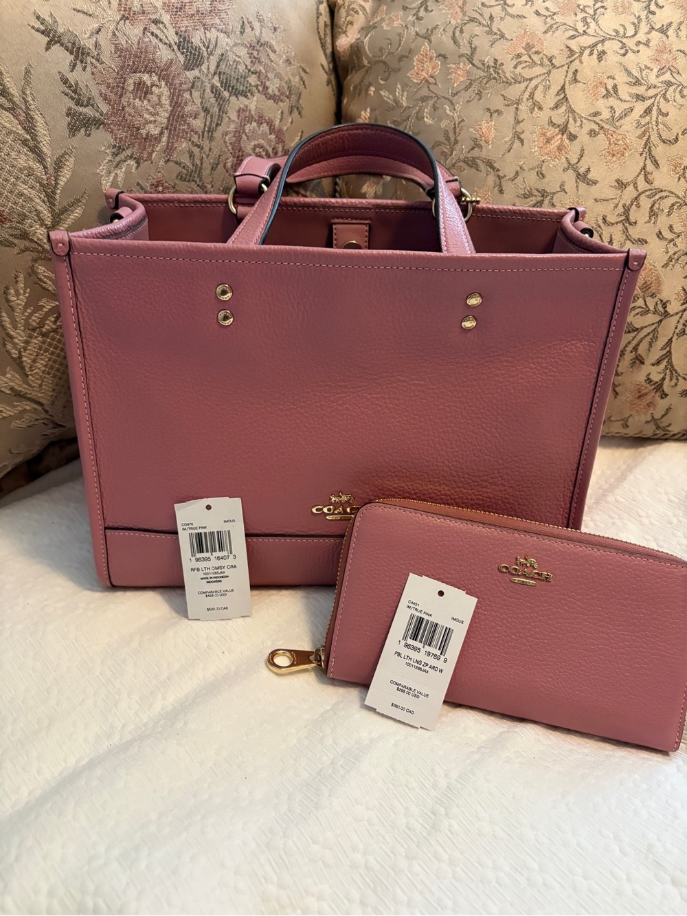 Coach True Pink Leather Dempsey Carryall with matching with matching wallet. - Picture 7 of 11